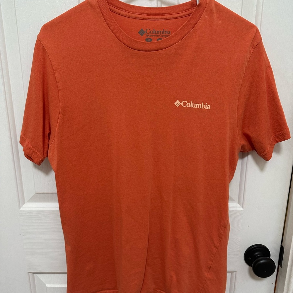 Columbia Men's Short-Sleeve Logo Tee in Rust Orange size medium